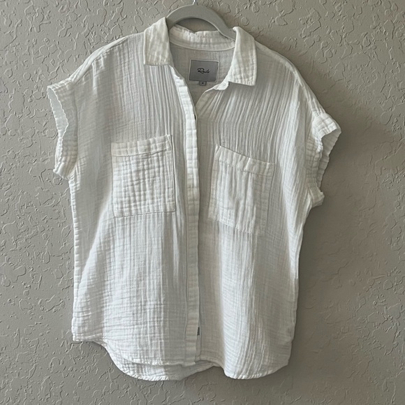 Rails cito crinkle short sleeve Button-Up Shirt size Medium organic cotton - Picture 2 of 7